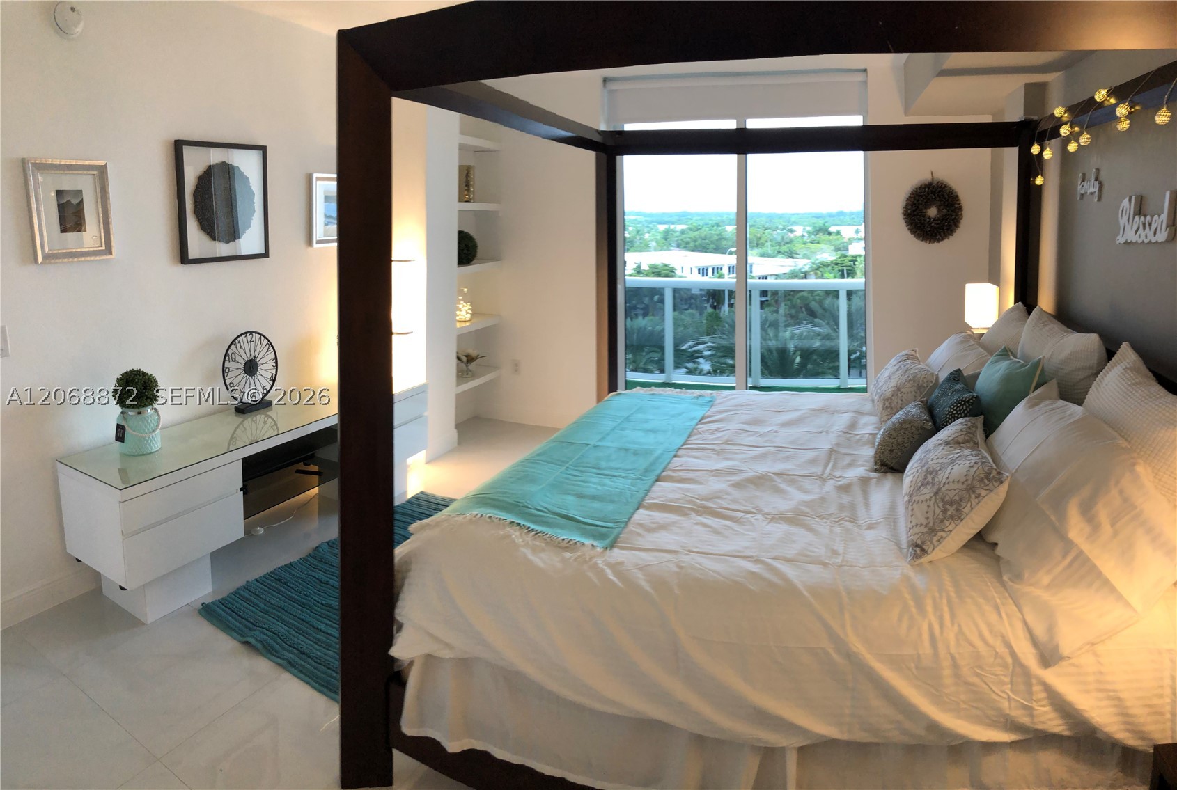 image Harbour House12