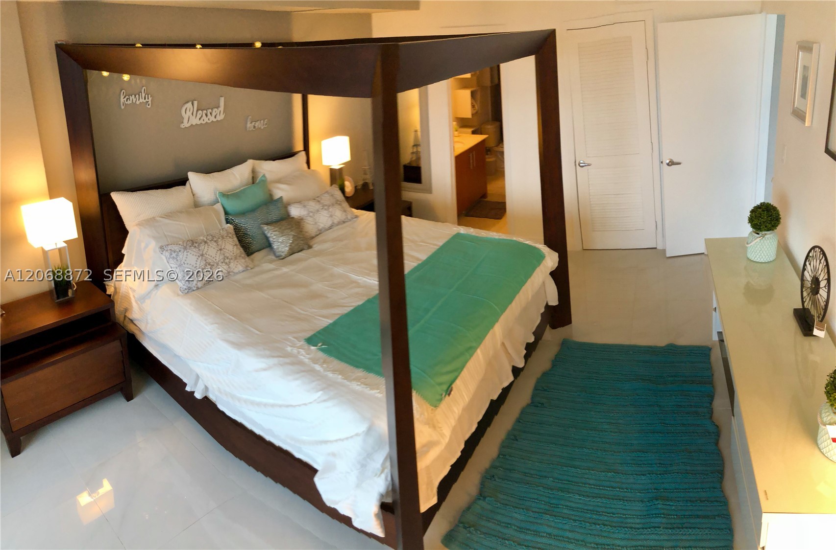 image Harbour House13