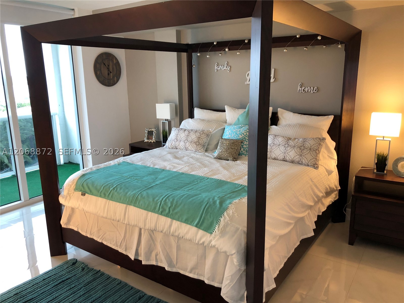 image Harbour House8