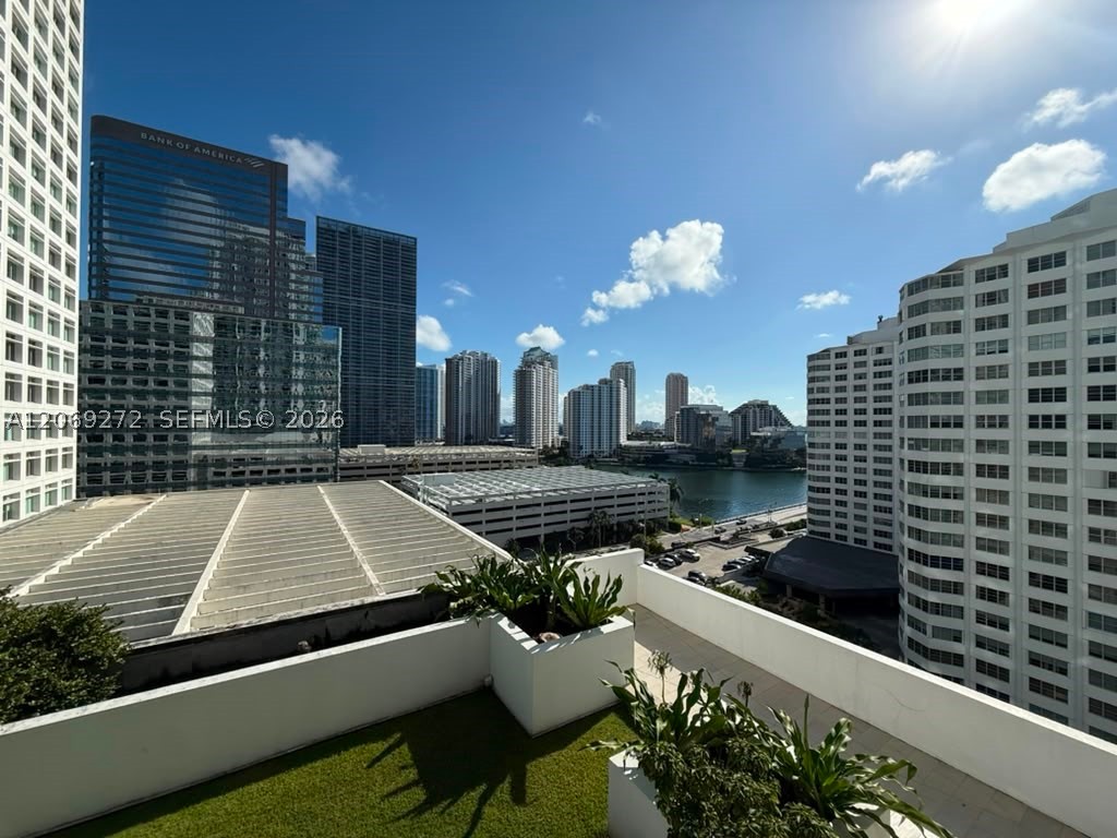 image The Plaza on Brickell East6
