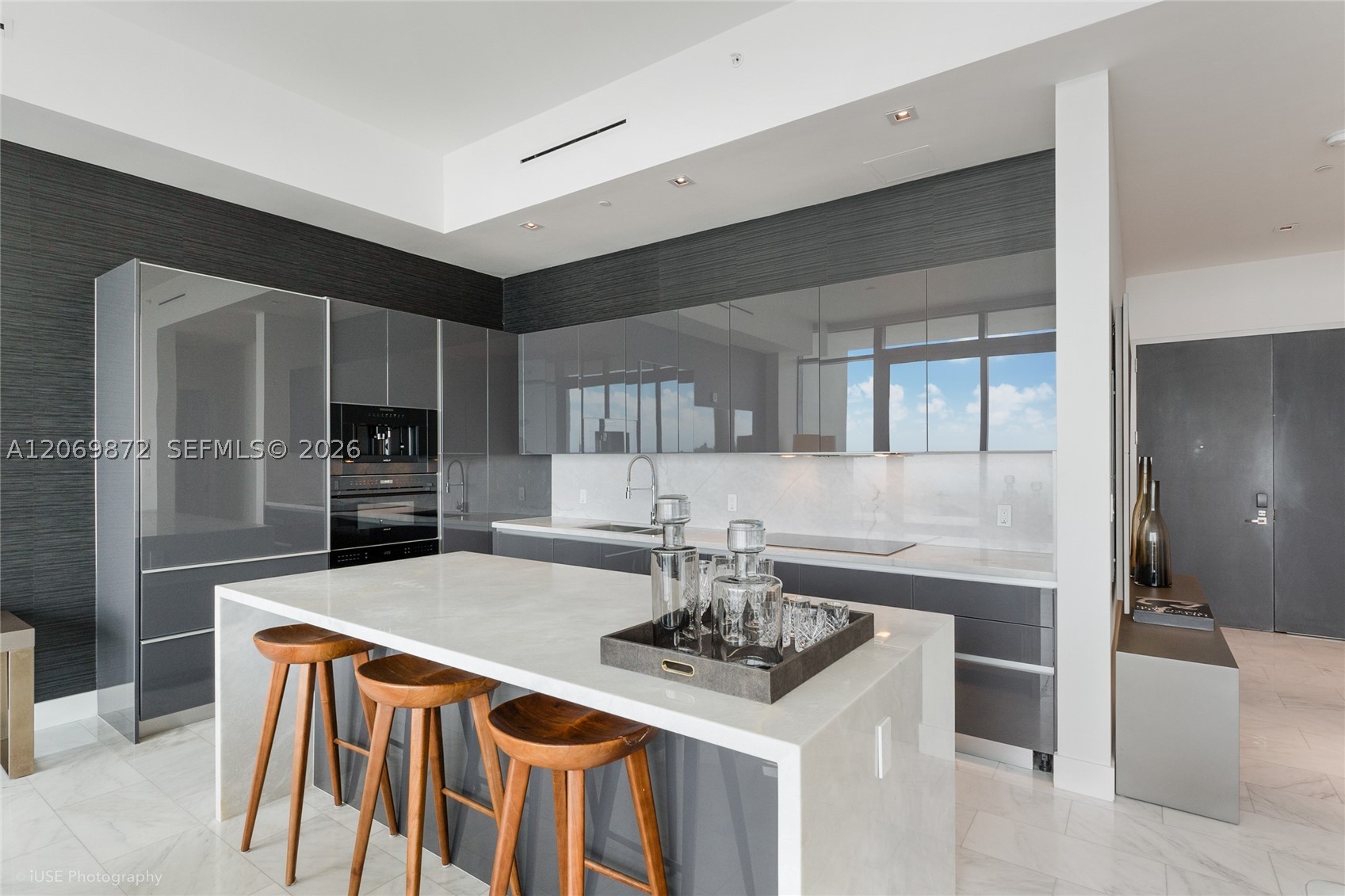 1451 Brickell Ave #4801 Miami, FL 33131
