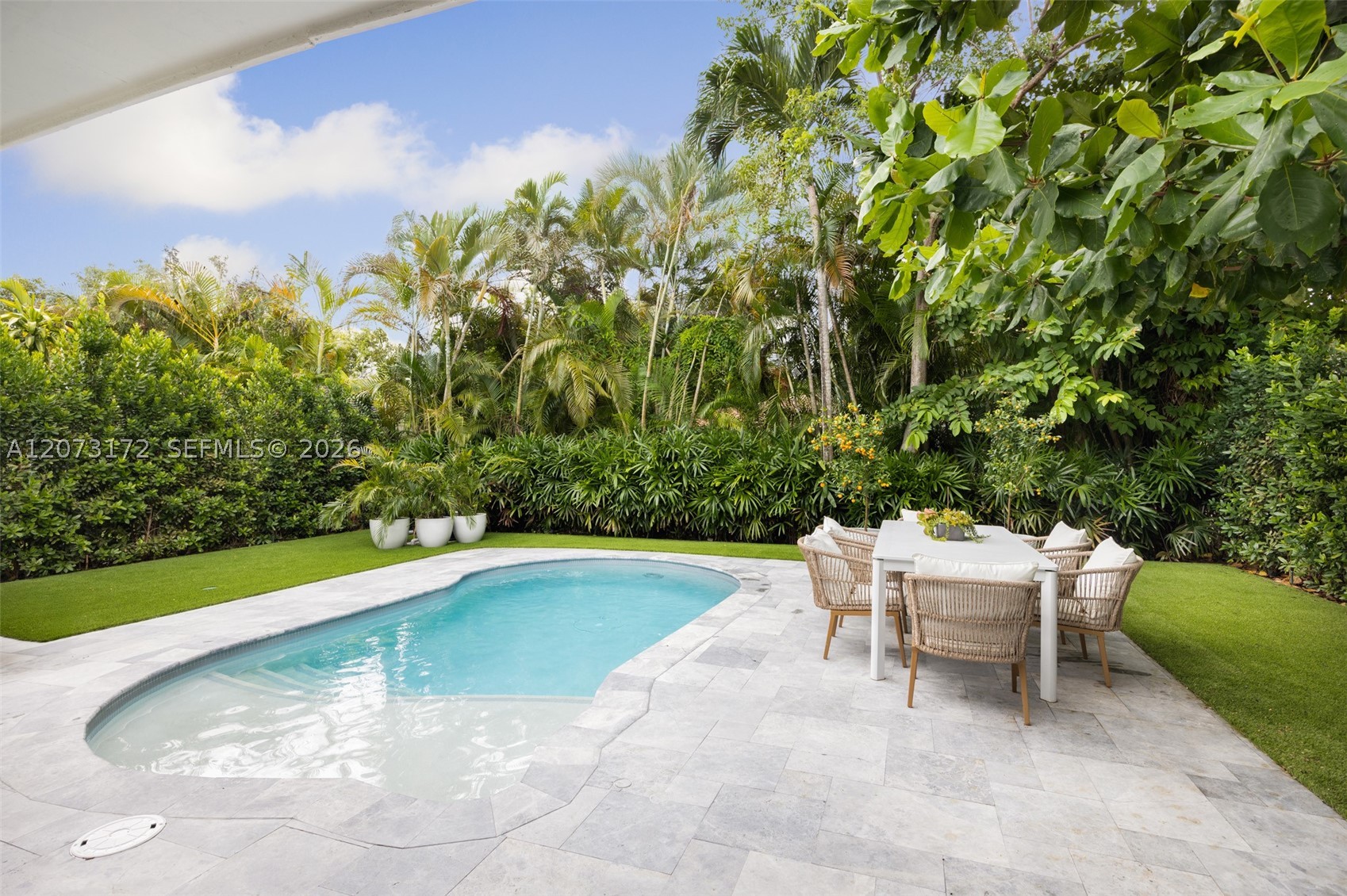 406 Miller Rd Coral Gables, FL 33146