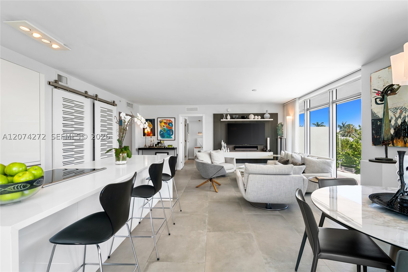 1201 20th St #314 Miami Beach, FL 33139