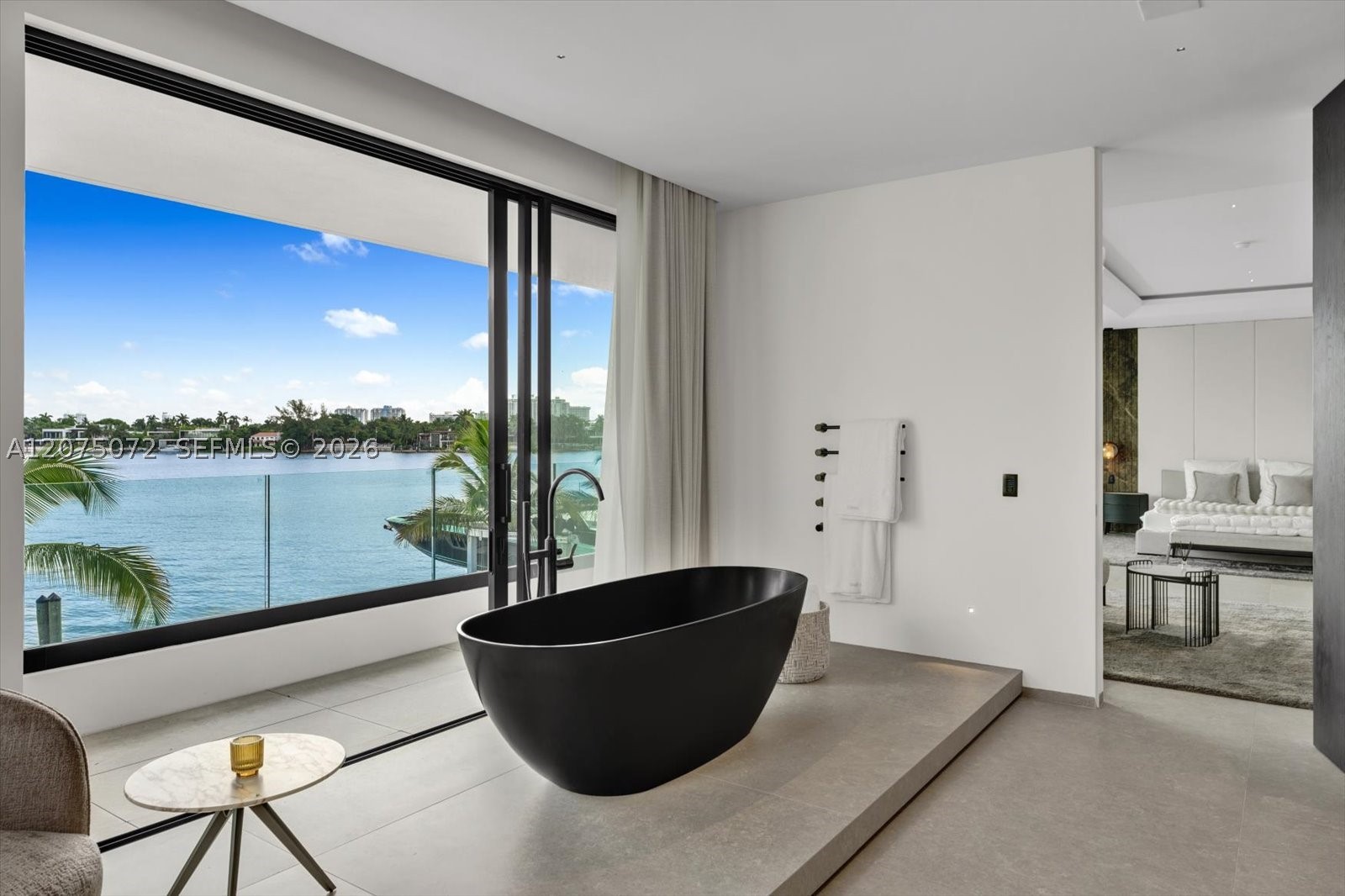 375 N Hibiscus Dr Miami Beach, FL 33139
