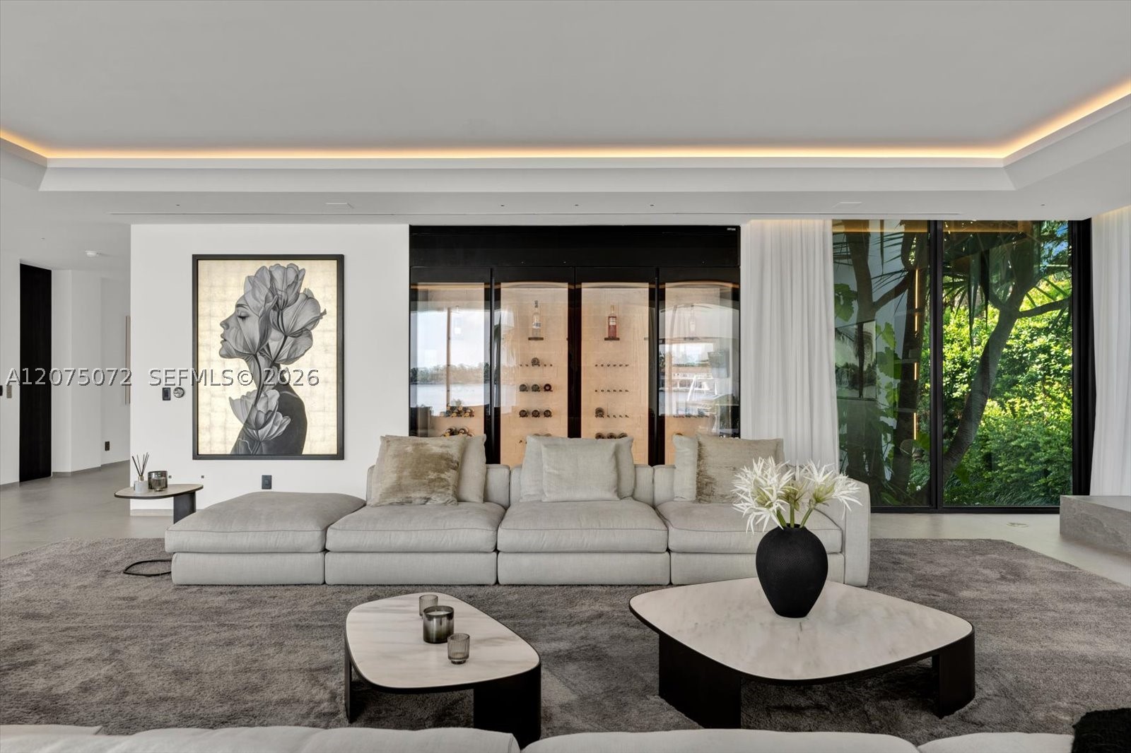 375 N Hibiscus Dr Miami Beach, FL 33139
