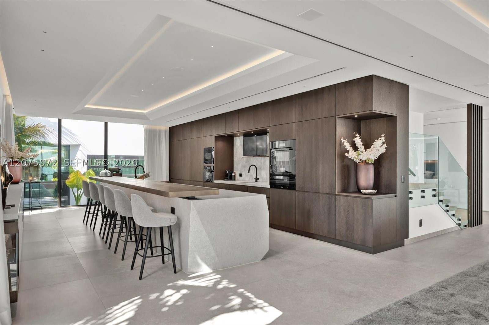 375 N Hibiscus Dr Miami Beach, FL 33139