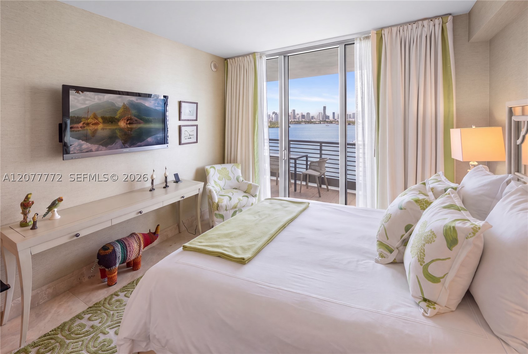 1445 16th St #902 Miami Beach, FL 33139