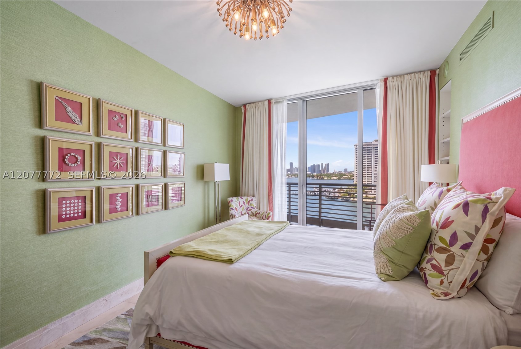 1445 16th St #902 Miami Beach, FL 33139