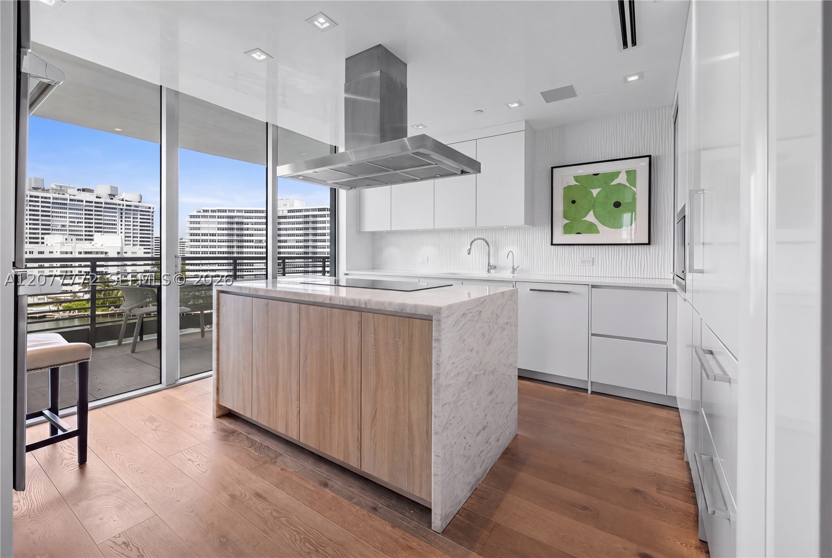 1445 16th St #902 Miami Beach, FL 33139