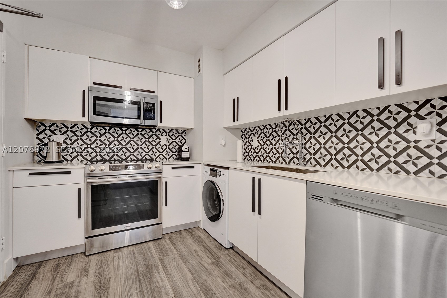 9195 Collins Ave #1109 Surfside, FL 33154