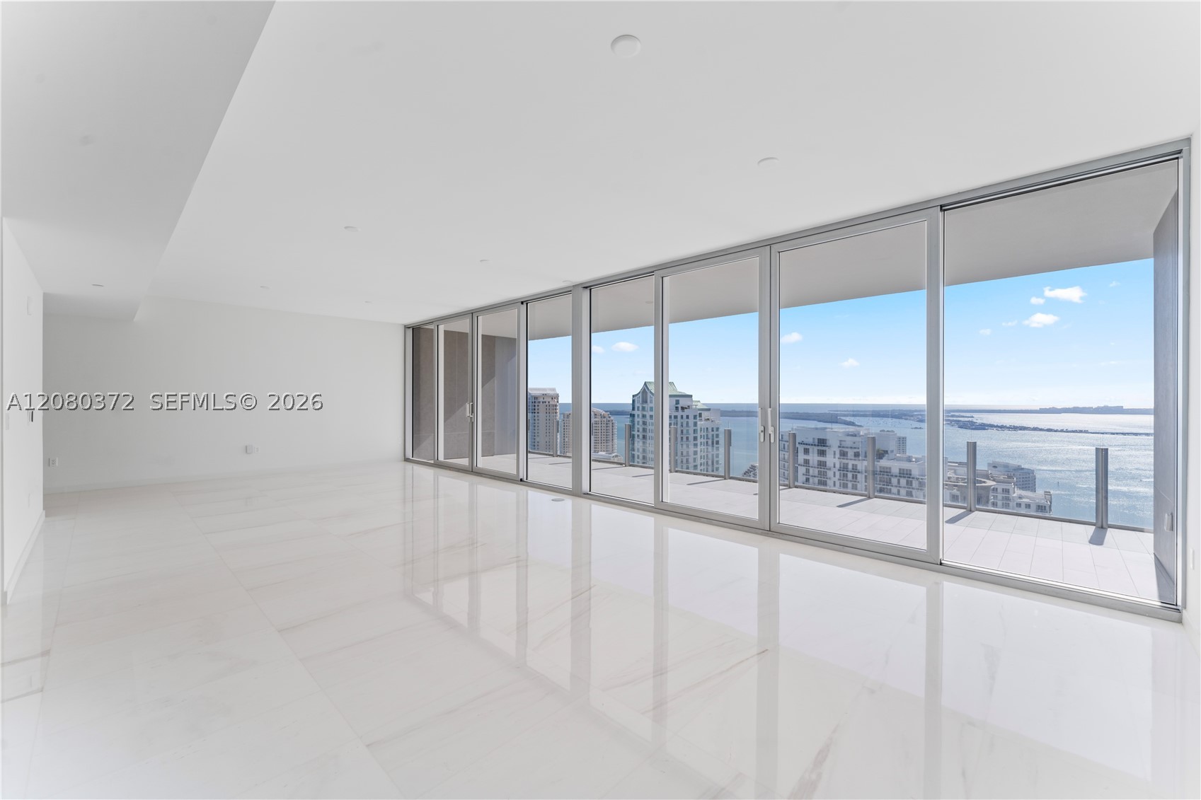 300 Biscayne Blvd Way #4102
