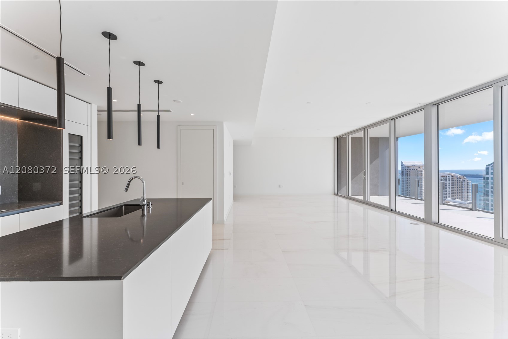 image Aston Martin Residences10