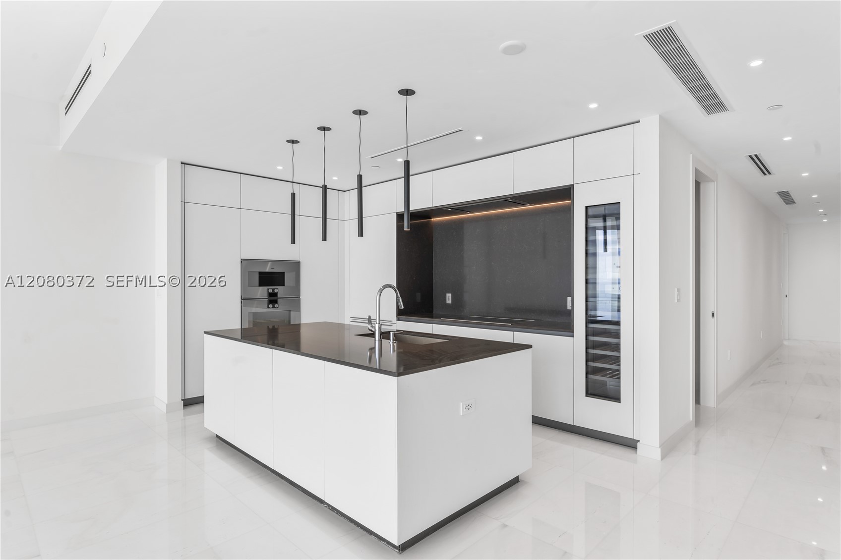 image Aston Martin Residences14