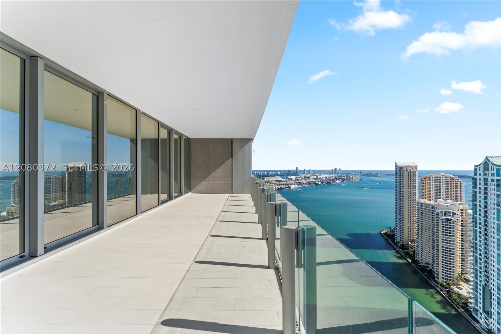 image Aston Martin Residences1
