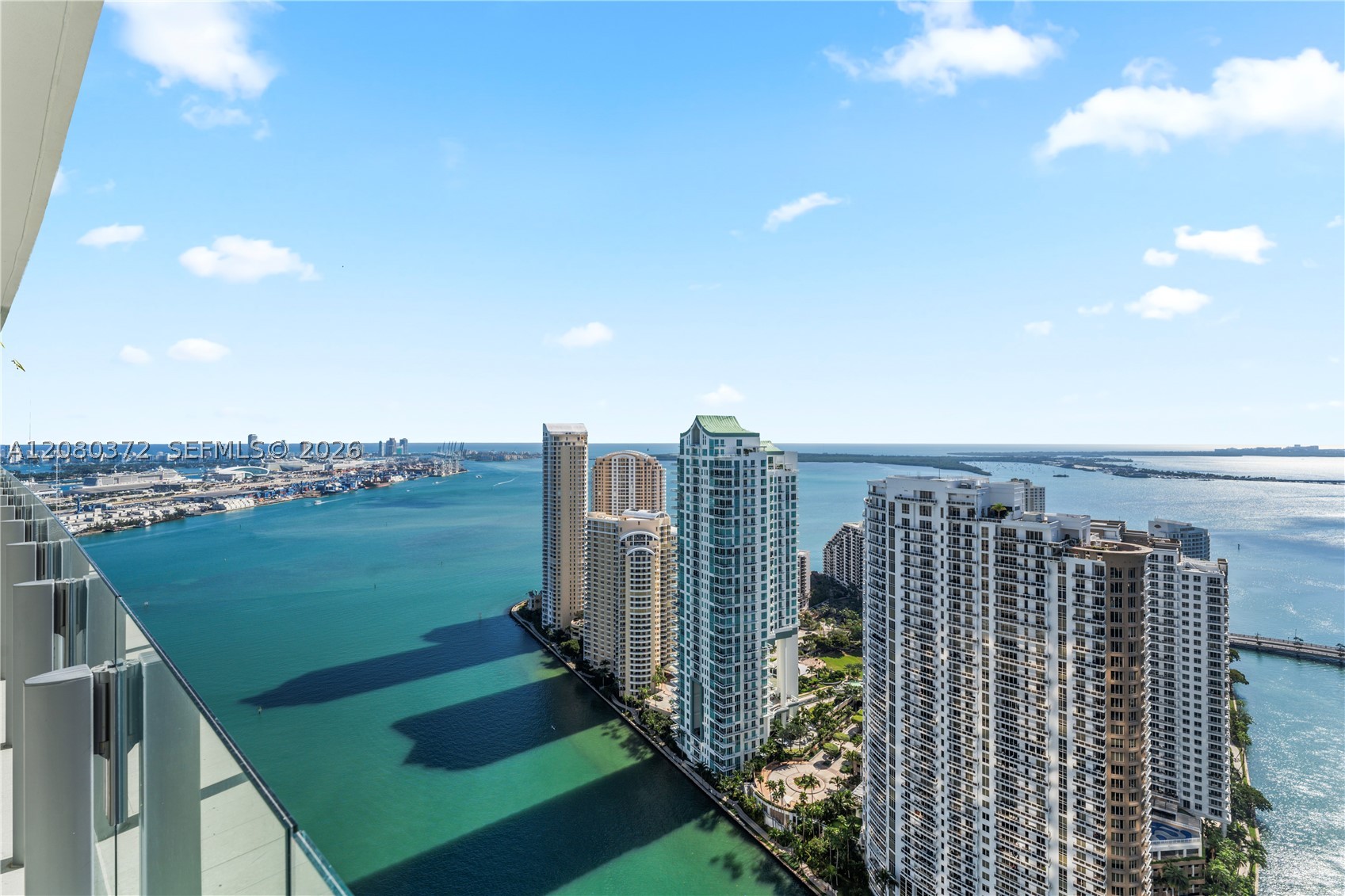 image Aston Martin Residences3