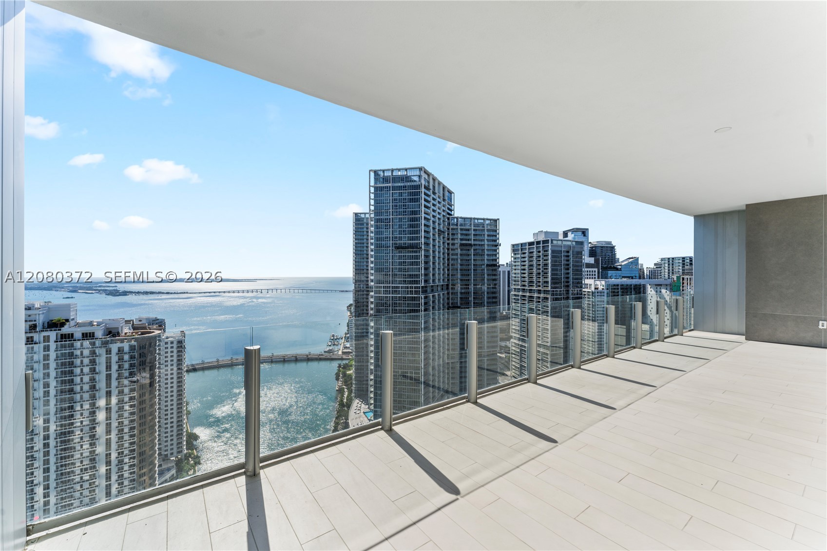 image Aston Martin Residences4