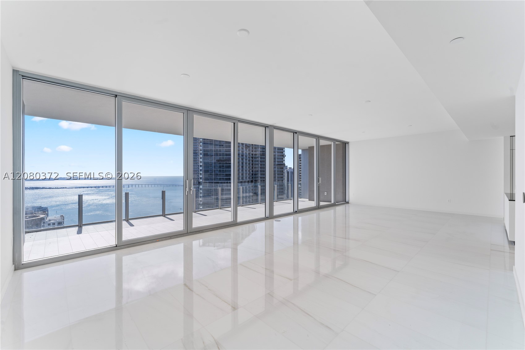 image Aston Martin Residences7