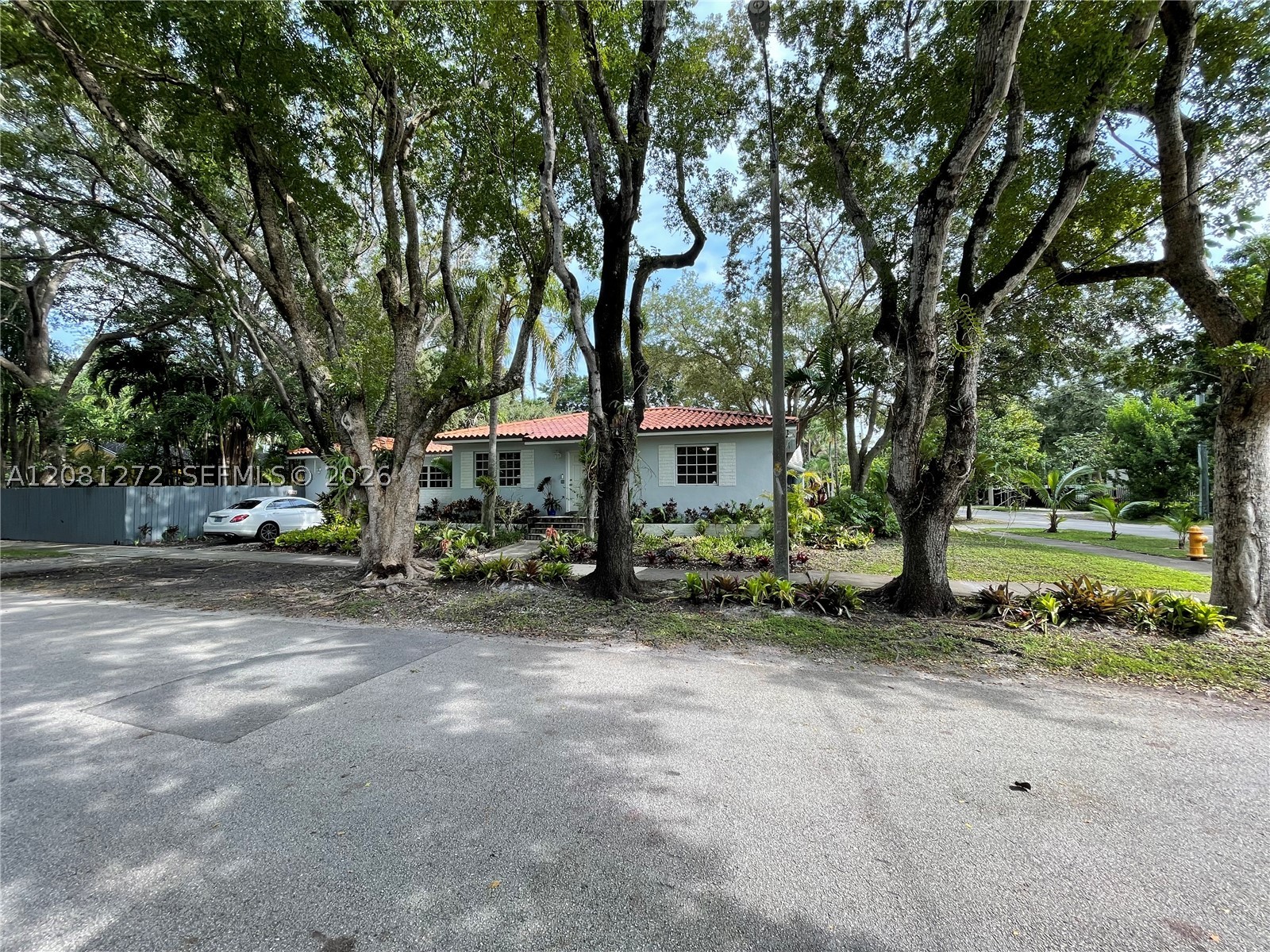 2935 Calusa St Miami, FL 33133