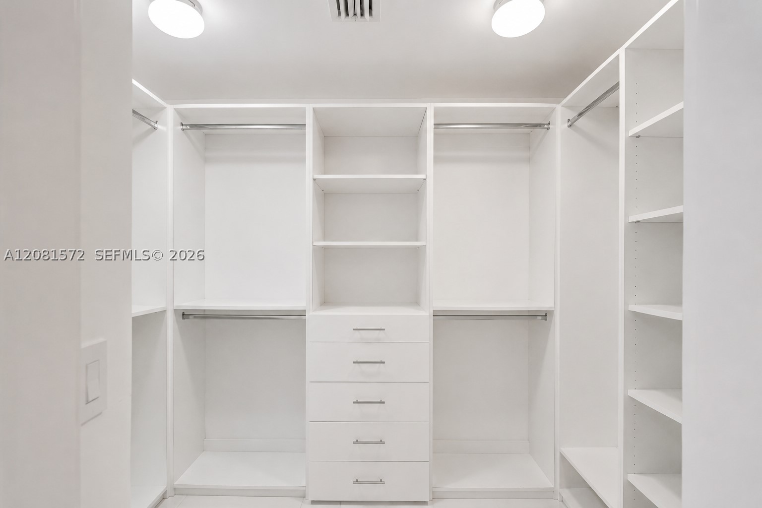 650 NE 32nd St #3901 Miami, FL 33137