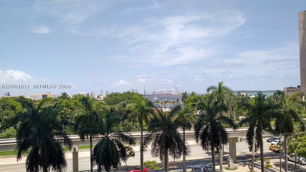image 50 Biscayne3
