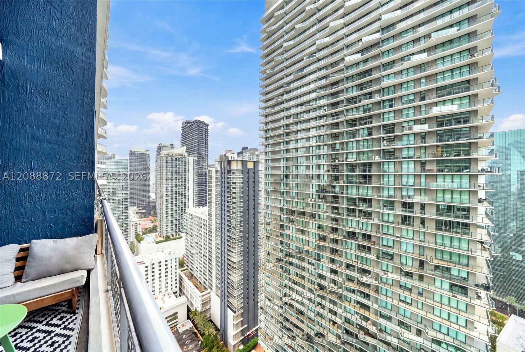 image Infinity at Brickell18