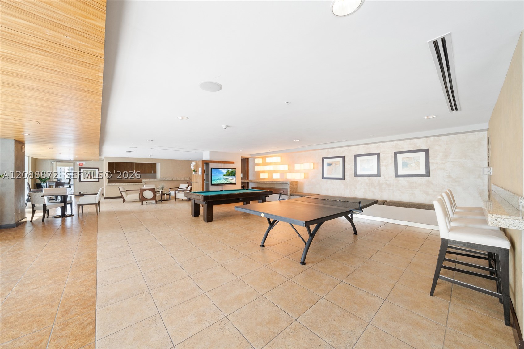 image Infinity at Brickell23