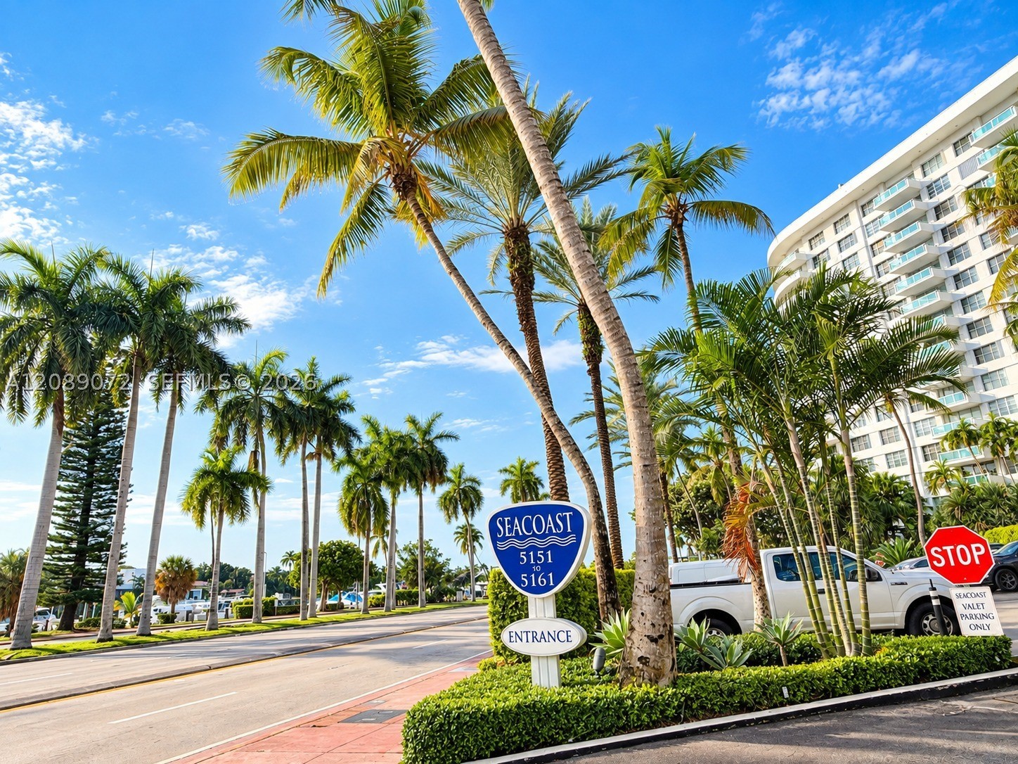 5161 Collins Ave #310