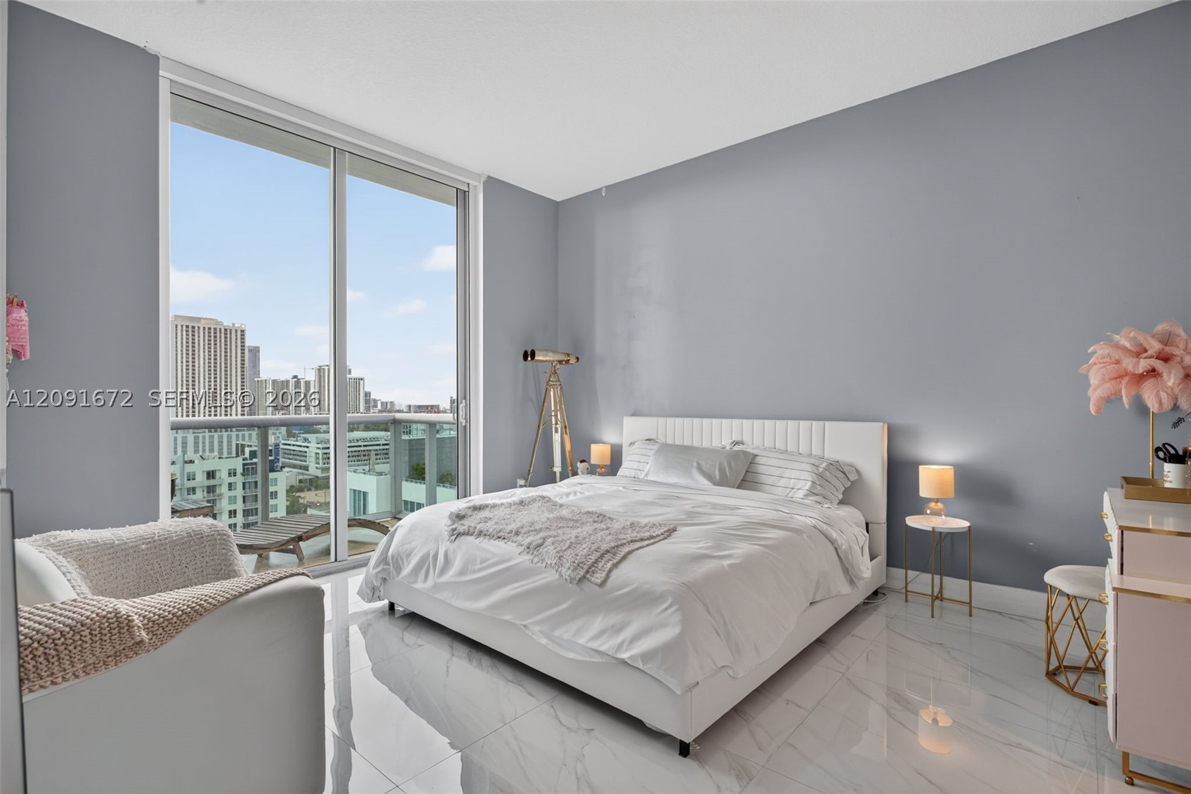 image Gallery Art Condos10