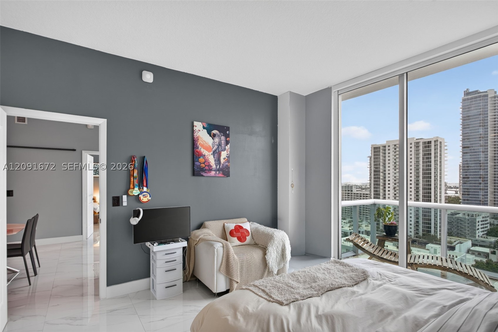 image Gallery Art Condos12