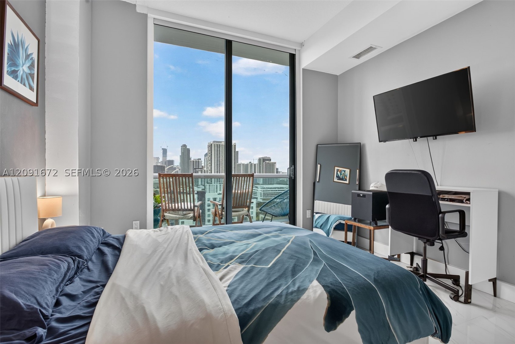 image Gallery Art Condos16
