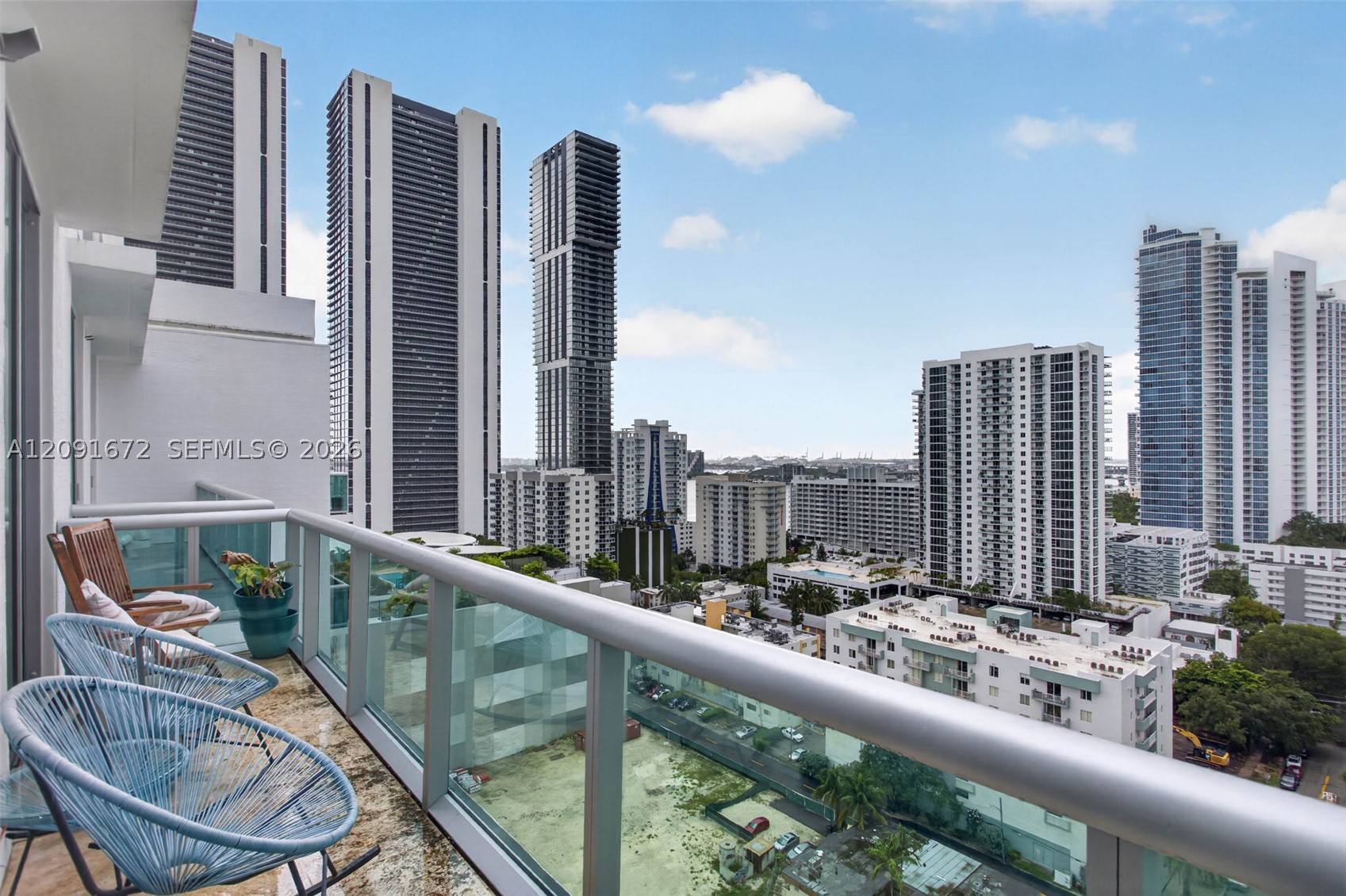 image Gallery Art Condos24