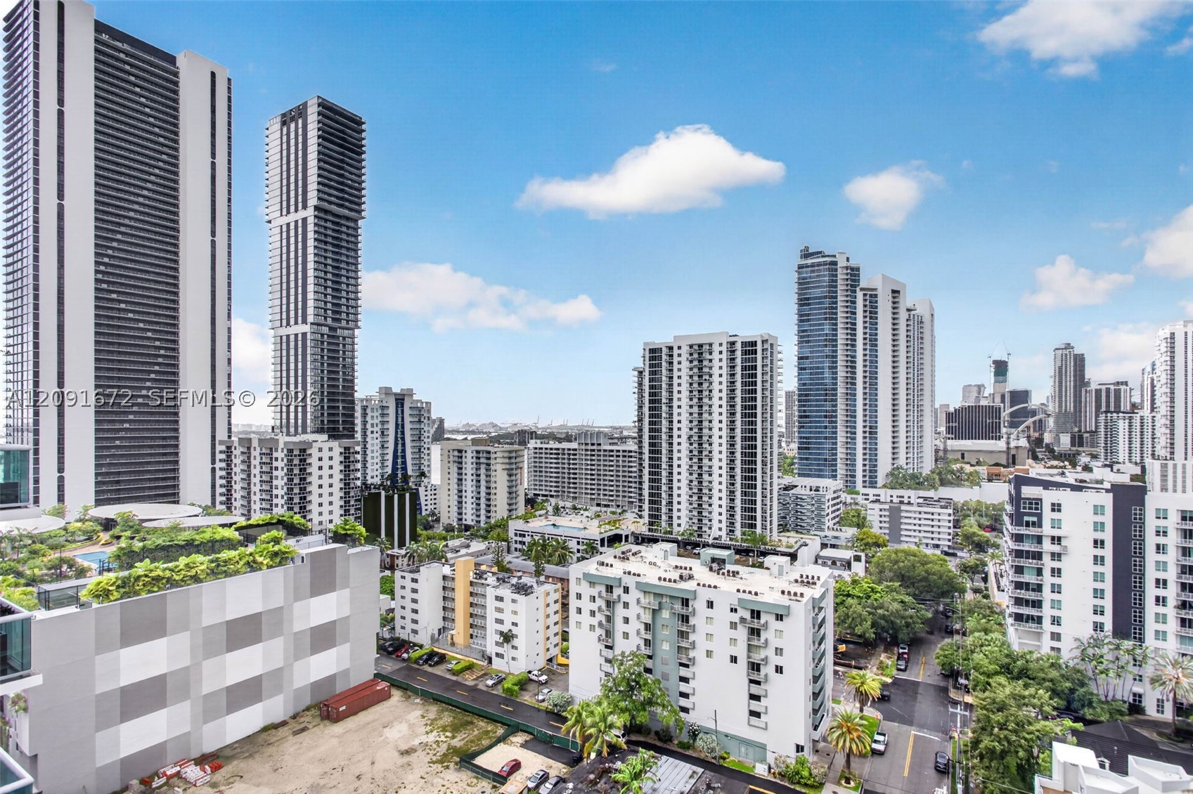 image Gallery Art Condos28