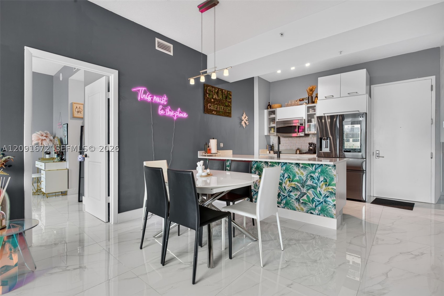 image Gallery Art Condos2