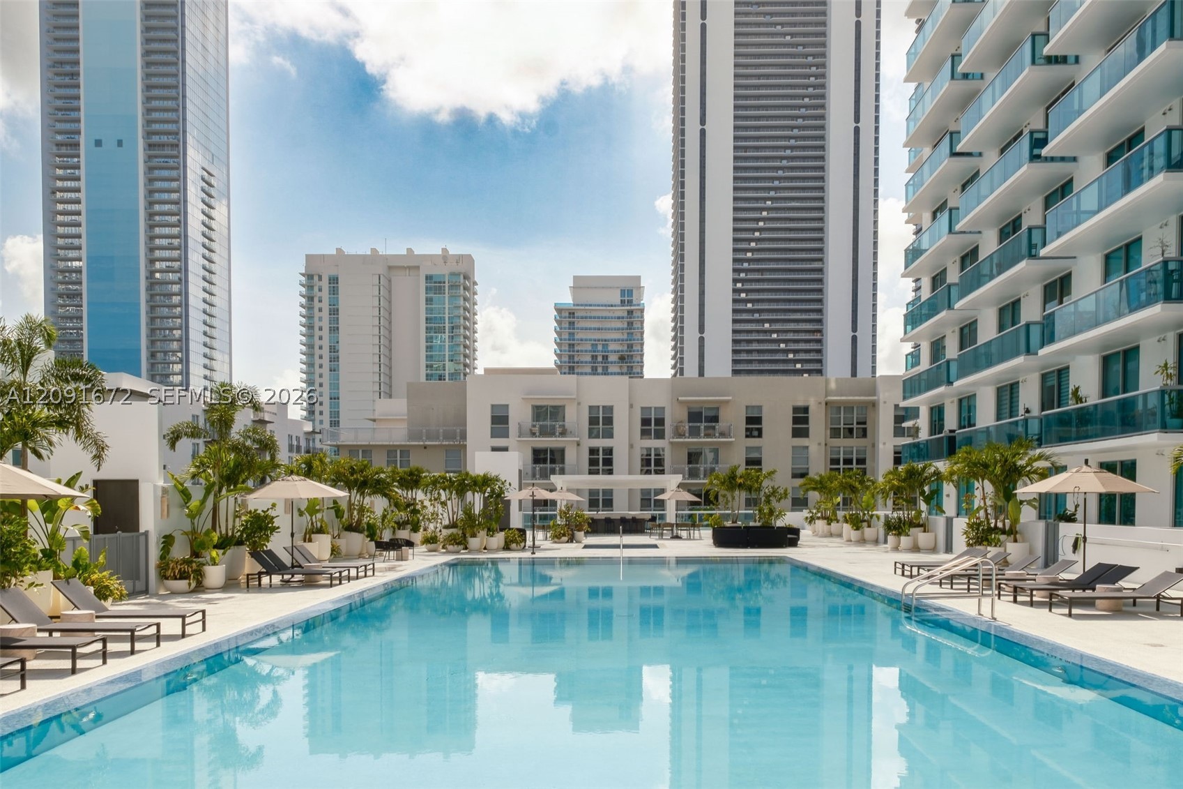 image Gallery Art Condos31