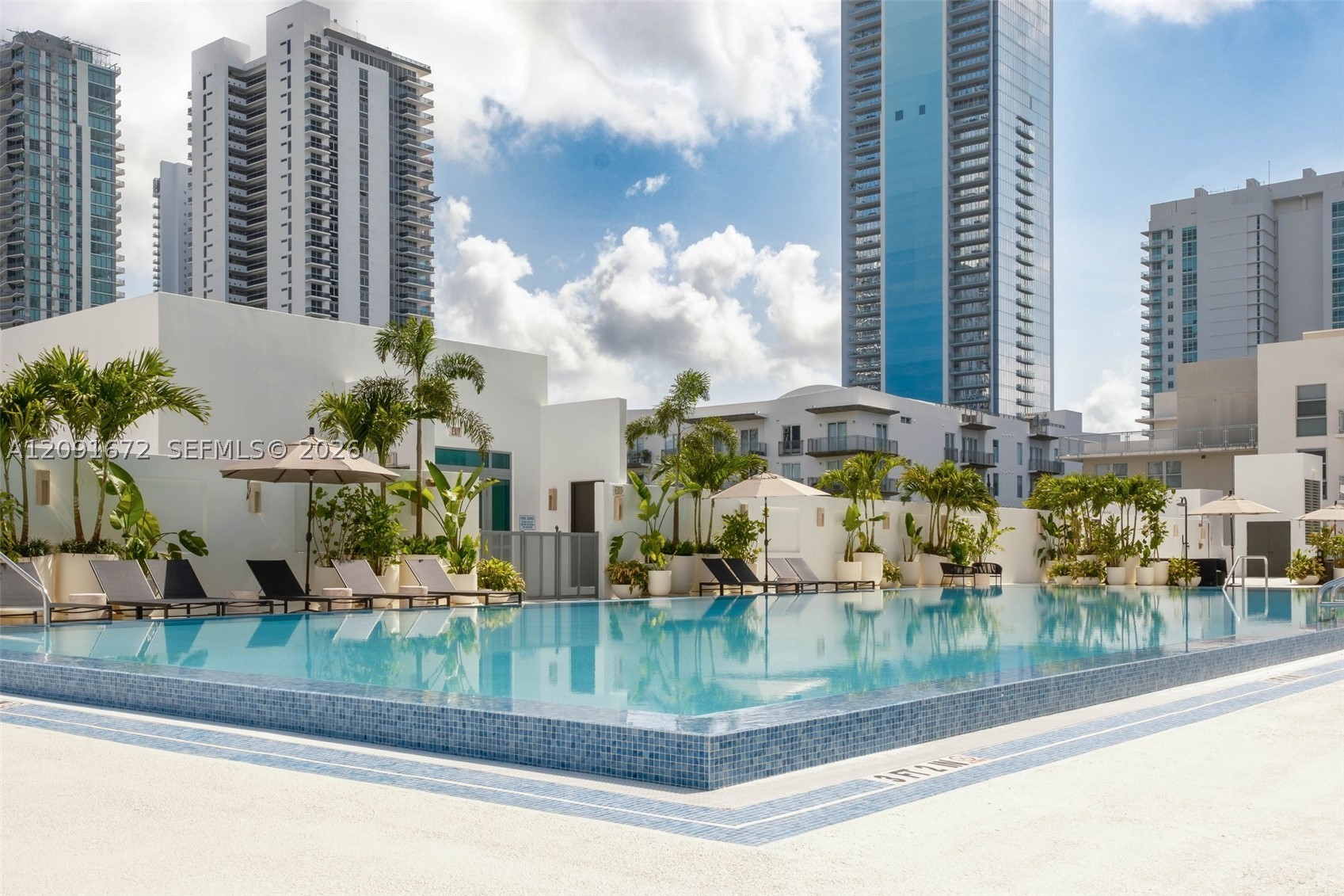 image Gallery Art Condos32