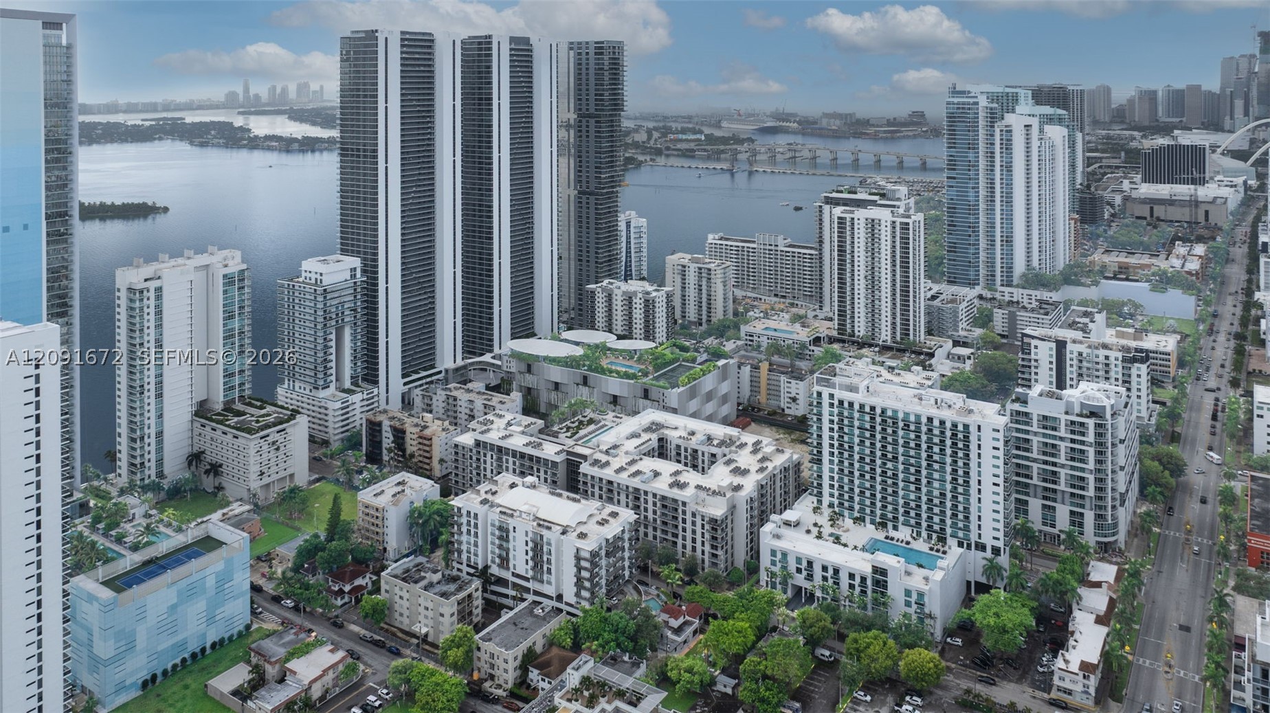 image Gallery Art Condos49
