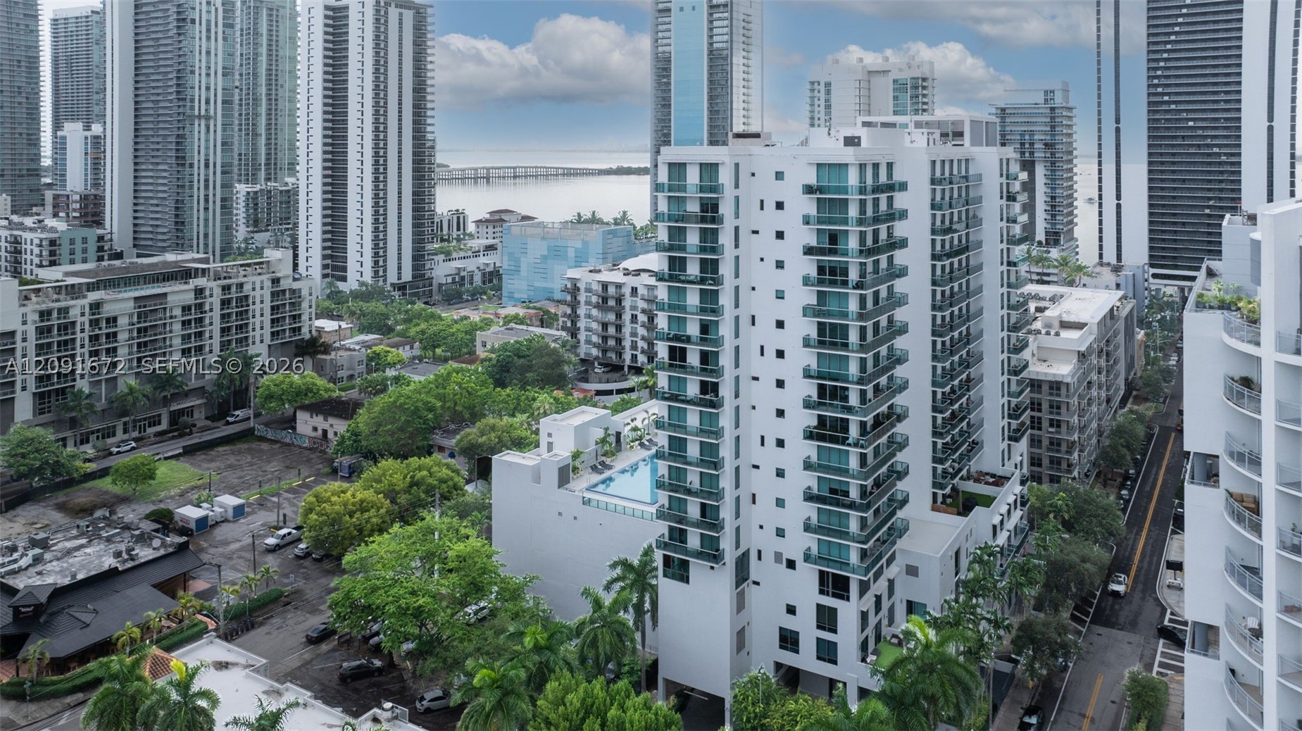 image Gallery Art Condos53