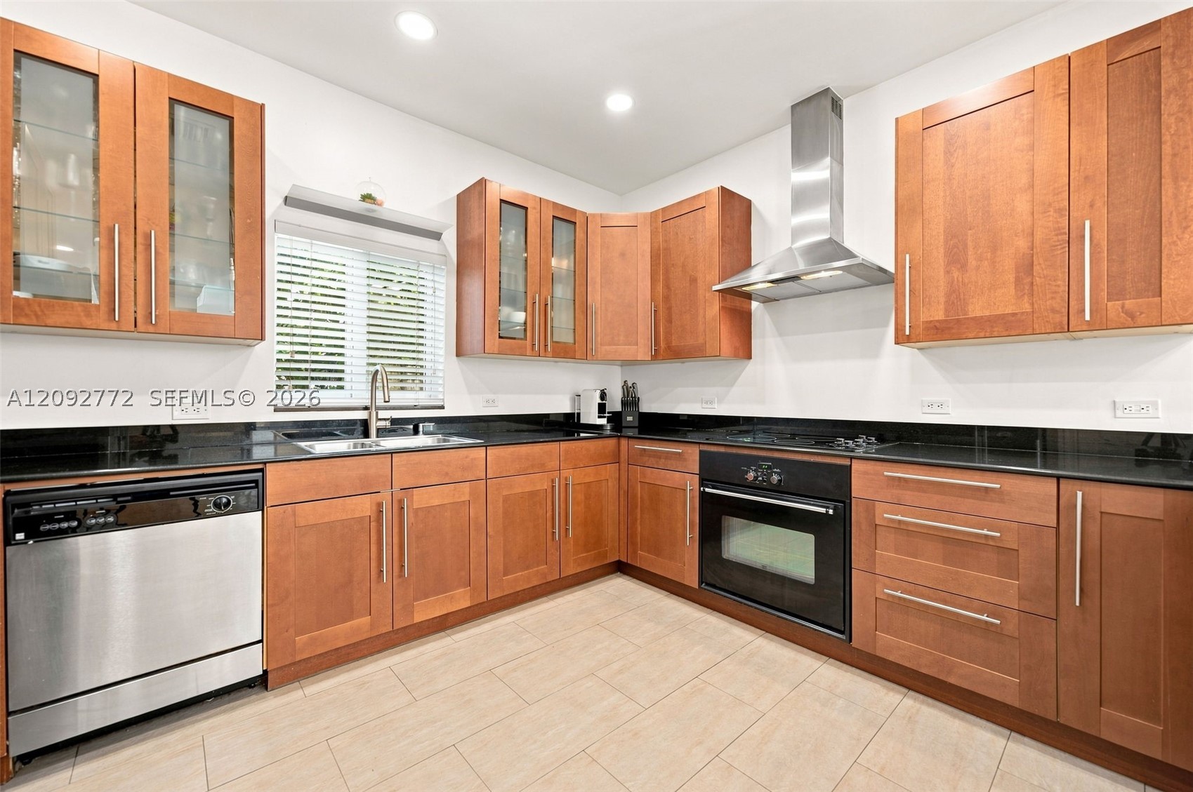 7215 SW 54th Ct Miami, FL 33143