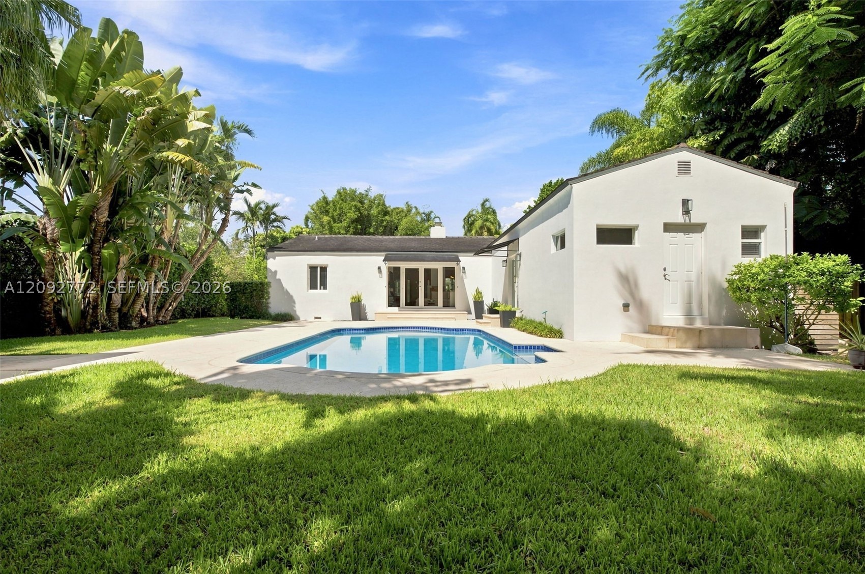 7215 SW 54th Ct Miami, FL 33143