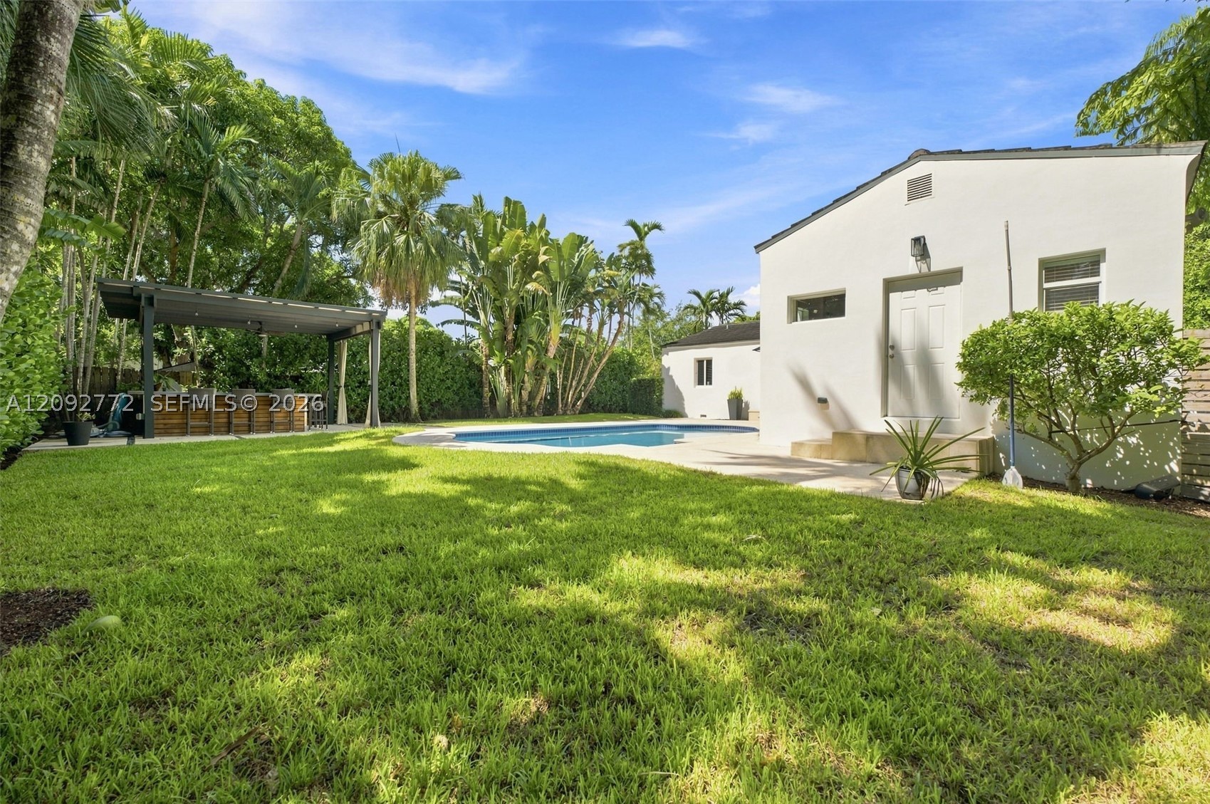 7215 SW 54th Ct Miami, FL 33143