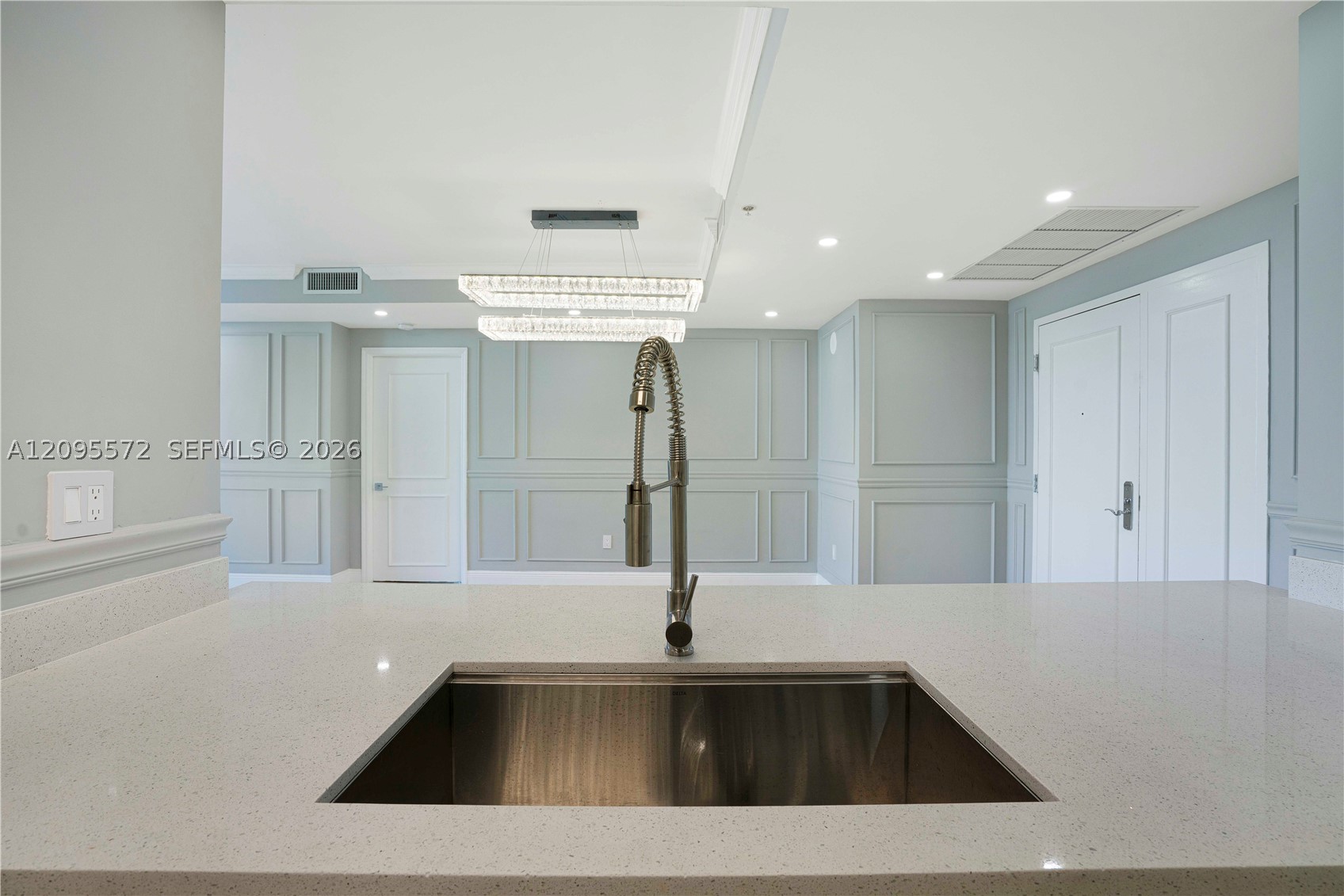 3400 SW 27th Ave #1506 Coconut Grove, FL 33133