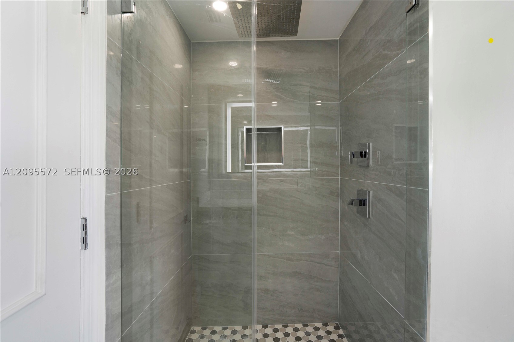 3400 SW 27th Ave #1506 Coconut Grove, FL 33133