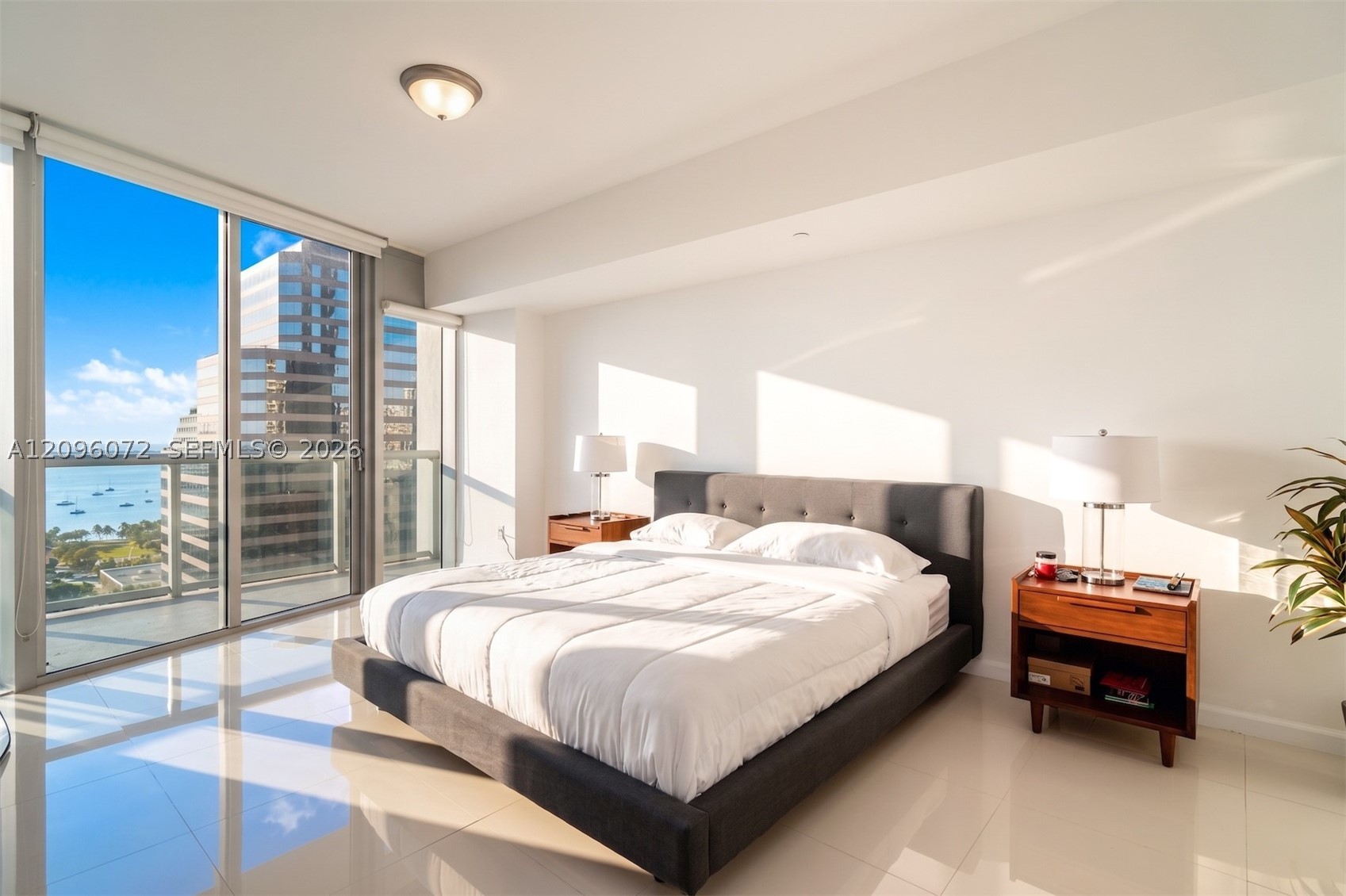 image Icon Brickell II12