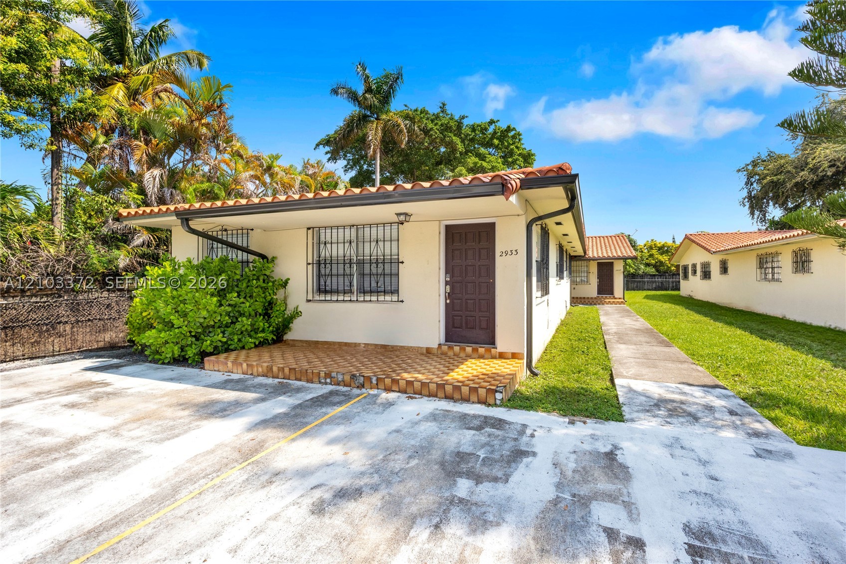 2935 SW 35th Ave