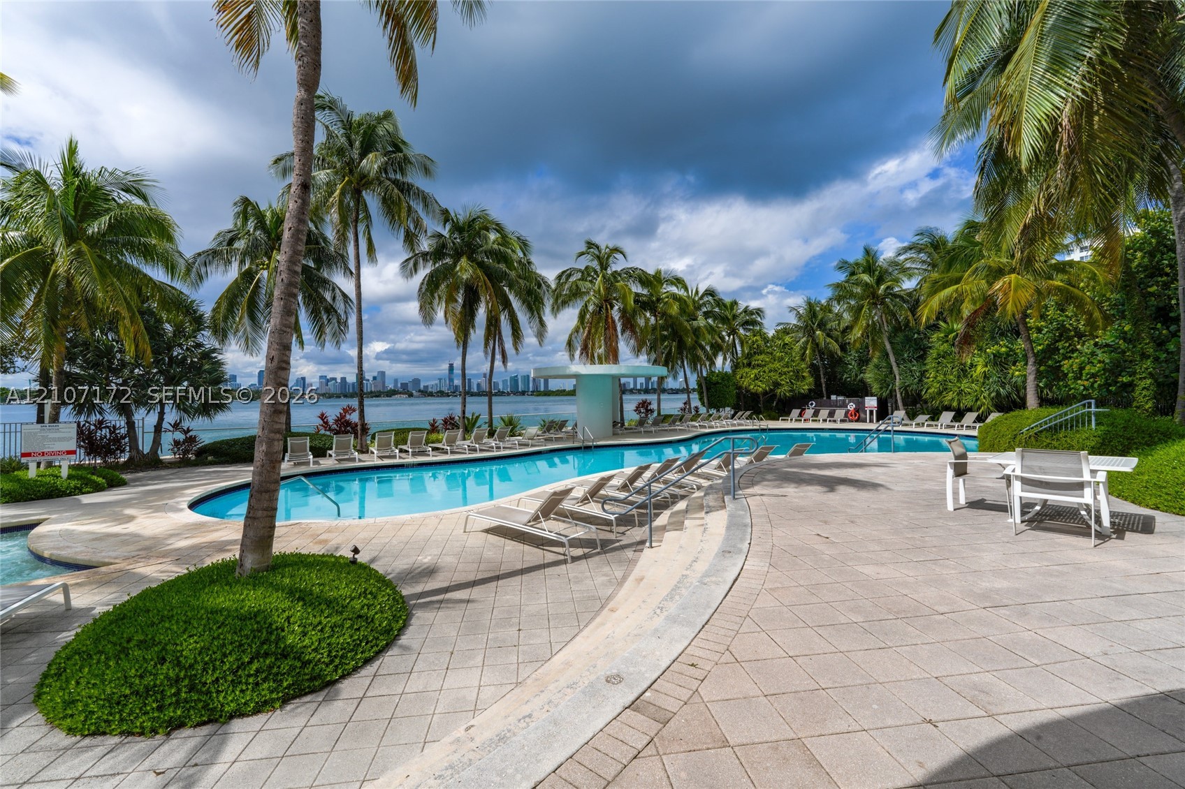 image The Waverly at South Beach34