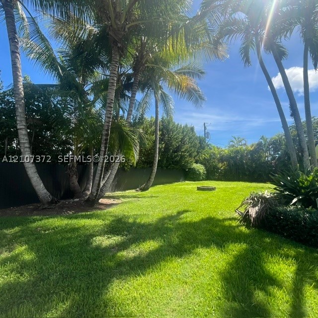 11205 SW 72nd Ave Pinecrest, FL 33156