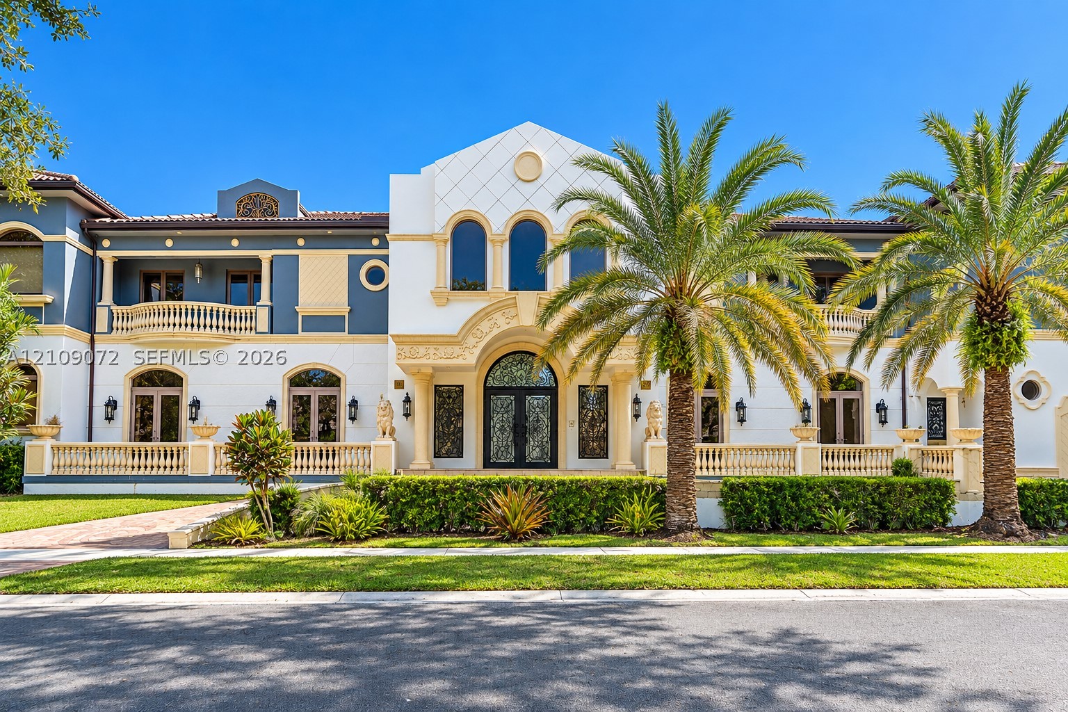 3600 Estate Oak Cir Hollywood, FL 33312