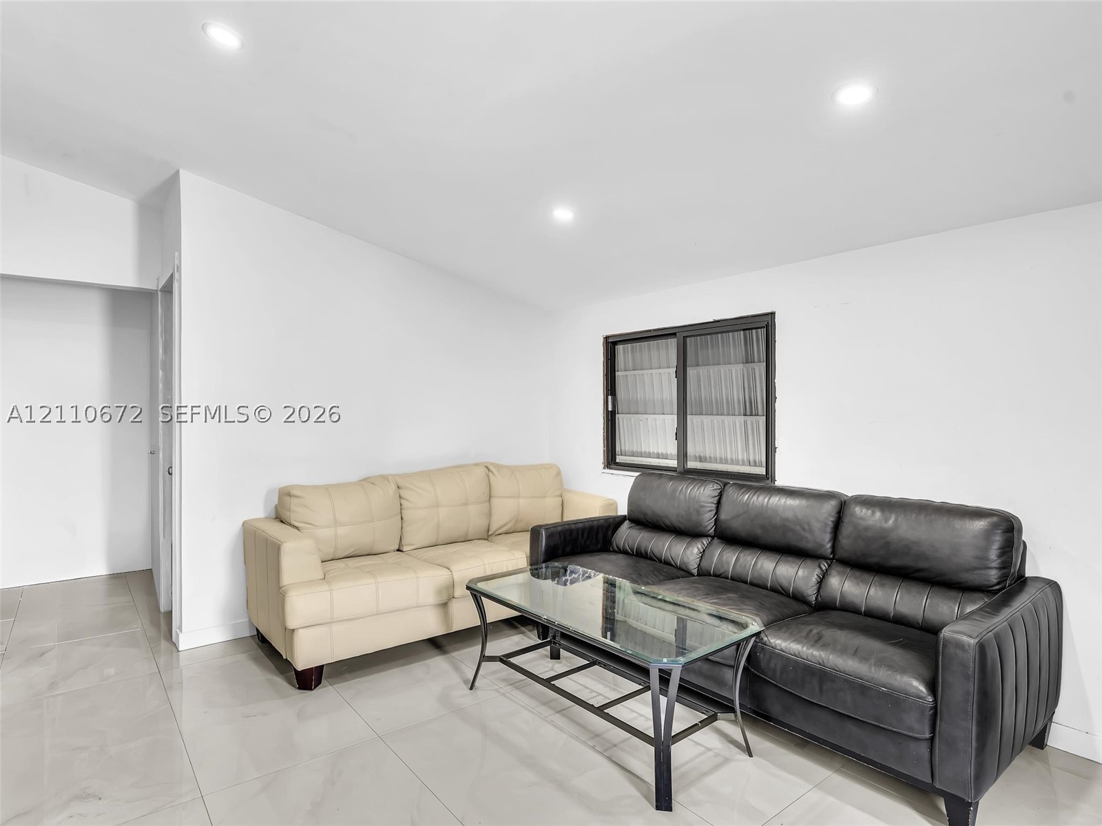 5220 SW 26th Ave Dania Beach, FL 33312