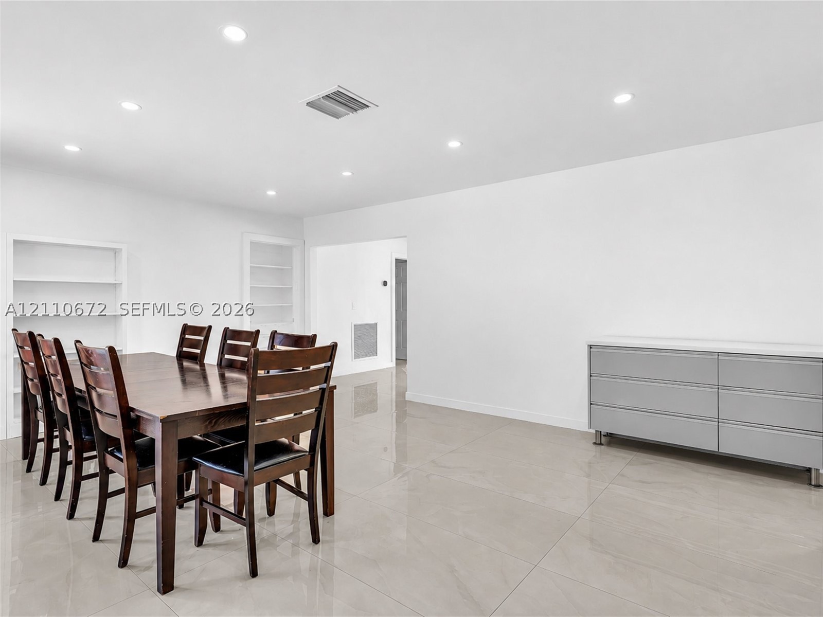 5220 SW 26th Ave Dania Beach, FL 33312