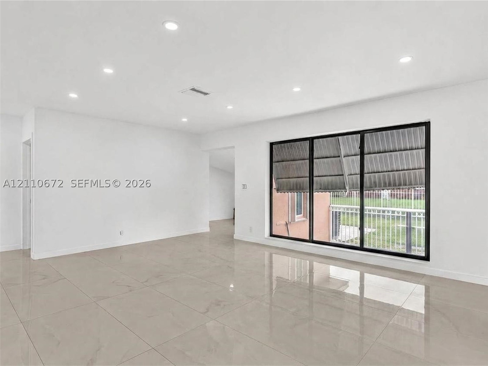 5220 SW 26th Ave Dania Beach, FL 33312